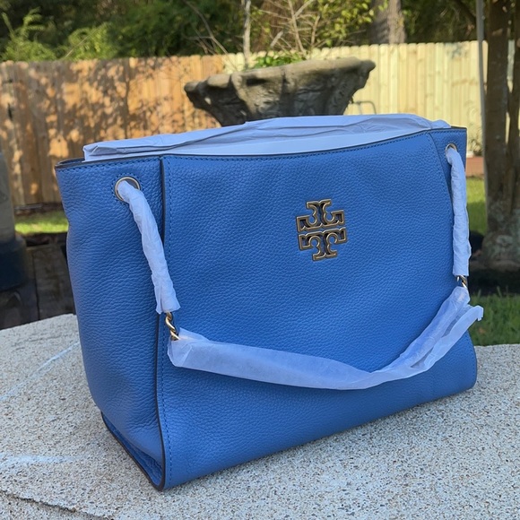 Tory Burch tote 🦋🦋 - Picture 3 of 11